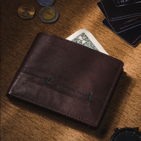 PASSAGE Brown Genuine Leather RFID Bi-fold Men's Wallet - Picture 5 of 10